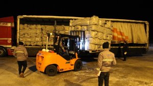 AFAD Tırları Suriye sınırı ve depremzedeler için yüklenerek yola çıktı