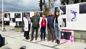 Ayvalık'ta İlçe Sağlık Müdürlüğü'nden kansere karşı farkındalık çalışması