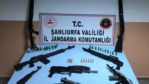 Cezaevi firarisinin evinden cephanelik çıktı