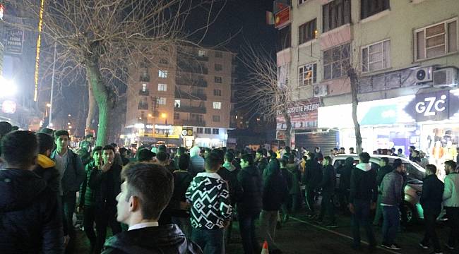 Diyarbakır'da derbi kutlamalarında gergin anlar