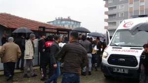 Eşini ve annesini öldürüp intihar etti