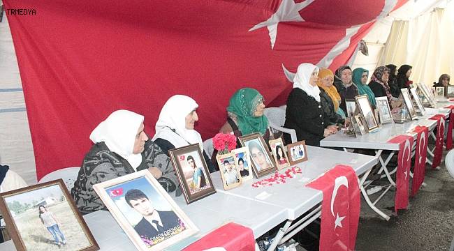 HDP önündeki ailelerin evlat nöbeti 163'üncü gününde