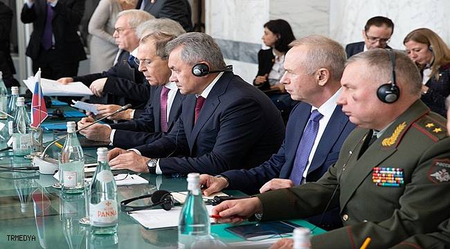 Rusya Savunma Bakanı Şoygu: "ABD, Suriye'deki petrol sahalarını yağmalıyor"