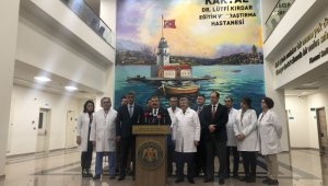 Sağlık Bakanı Koca uçak kazasında yaralananları ziyaret etti