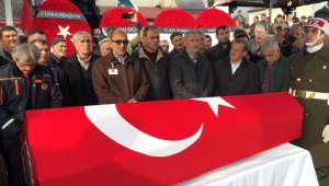 Şehit Uzman Çavuş Halil Demir'in cenazesi babaevine getirildi