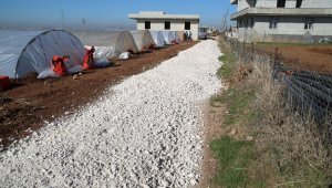 Havalar ısınınca yol yapım çalışmaları hız kazandı