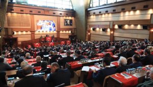 İBB Meclisinde hareketli dakikalar yaşandı