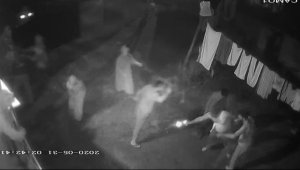 1 kişinin öldüğü 3 kişinin yaralandığı iki ailenin silahlı kavgası kamerada