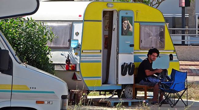 Antalya'da tam izolasyonlu tatilin adresi karavanların sayısı artıyor