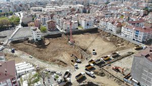 Depremde 2 bin 270 evin yıkıldığı mahallede ilk temel