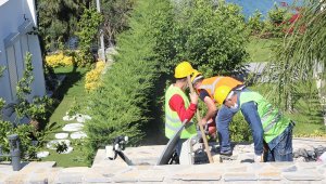 Yılmaz Özdil'in villasının kaçak bölümleri yıkılıyor