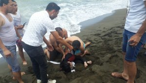 Akıntıya kapılan kadın böyle kurtarıldı