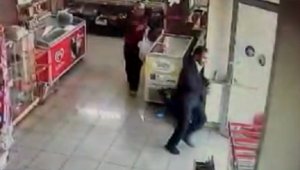 Bingöl'de bazı evlerde hasara yol açan ikinci depremden yeni görüntüler