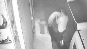 Çaldığı etleri kardeşinin kasap dükkanında sattırdı