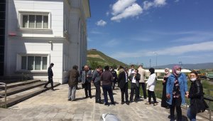 Erzurum'da deprem paniğe neden oldu