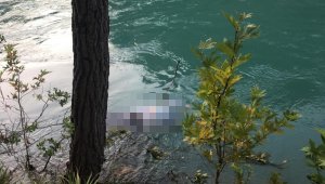 Fotoğraf tutkusu onu hayattan kopardı