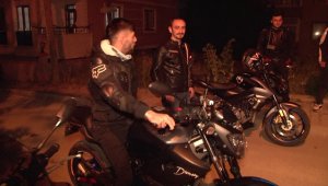 Mahalleli üç gündür küreklerle hırsız nöbetinde