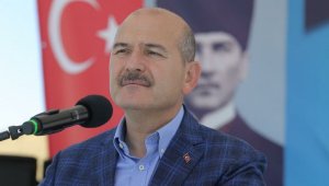 "1 güvenlik korucumuz göçük altında kalmış, 2'si de hafif şekilde yaralanmıştır"