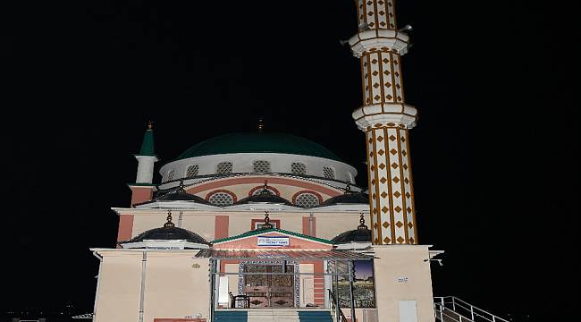 Ankara'da camiye yıldırım düştü