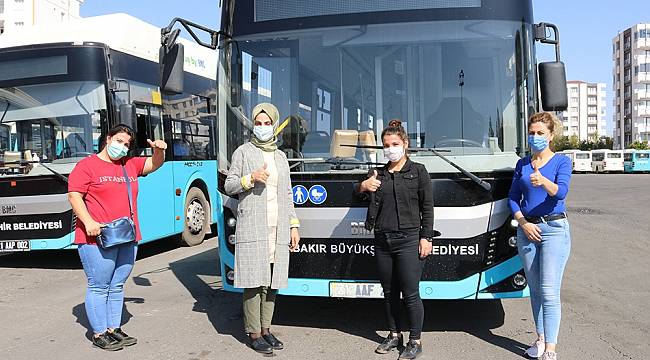 Diyarbakır'ın kadın otobüs şoförleri iş başında