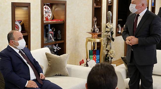 Sanayi ve Teknoloji Bakanı Varank'tan Büyükşehir'e Ziyaret