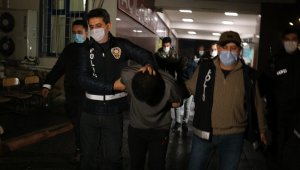 173 bin liralık altın çalan hırsızlar yakalandı