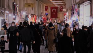 Kısıtlama sonrası korona unutuldu