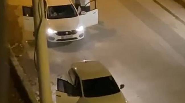Antalya'da otomobil içerisindeki kadının yüzüne tekme