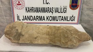 Roma dönemine ait mezar stelini satmaya götürürken yakalandı
