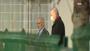 Cumhurbaşkanı Erdoğan, Oğuzhan Asiltürk'ü evinde ziyaret etti