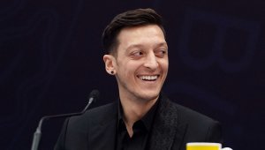 Fenerbahçe'nin yeni transferi Mesut Özil: "Çok heyecanlı ve mutluyum"