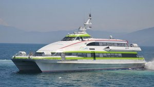 İstanbul'da deniz ulaşımına fırtına engeli