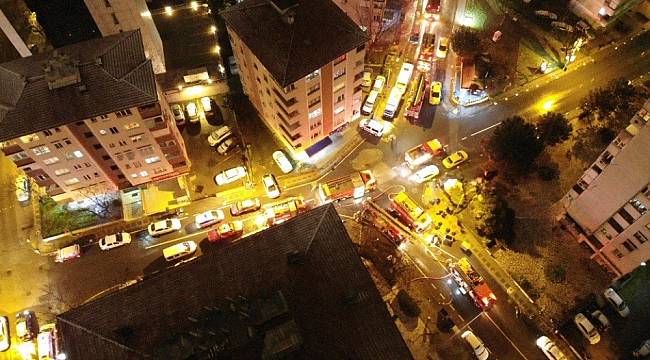 Kadıköy'de korkutan patlama: Kısıtlamada mahalleli sokağa döküldü