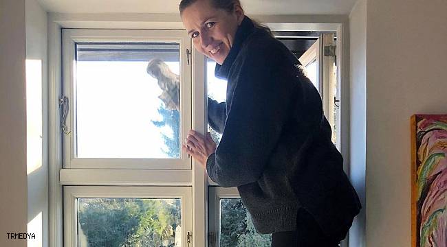 Danimarka Başbakanı Frederiksen evde temizlik yaptığı anları takipçileri ile paylaştı