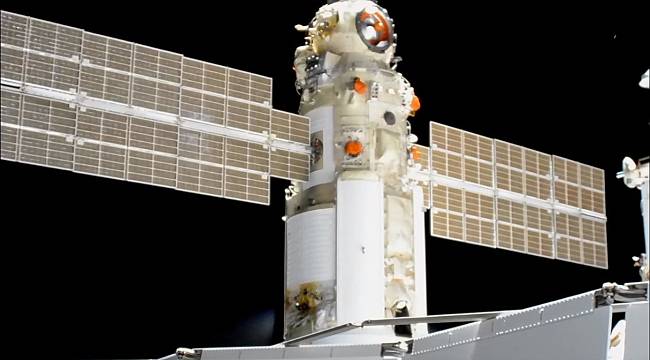 Rusya'nın Nauka modülü uluslararası uzay istasyonuna kenetlendi