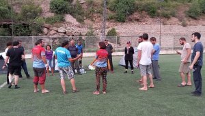 Yaz aylarının gelmesiyle birlikte Kaçkar Dağları'na zirve tırmanışları başlıyor