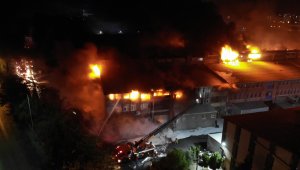 Başakşehir'de kimyasal ham madde fabrikasında yangın: 1 yaralı