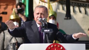 Cumhurbaşkanı Erdoğan: "Bu şehir doğu ve batı medeniyetleri arasında köprü olmuştur"
