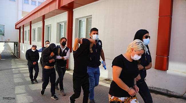'Dijital sazan sarmalını' Adana polisi çözdü