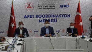 Bakan Kurum: "Sel bölgesinde toplamda 952 konut ve 170 tane köy evinin yapımına başladık"