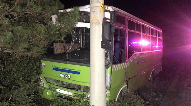 Kazada yaralanan otobüs şoförü, "Çalışmam lazım" diyerek ambulanstan inmeye çalıştı
