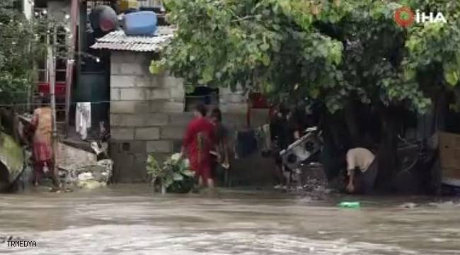Nepal'de şiddetli yağış sele neden oldu