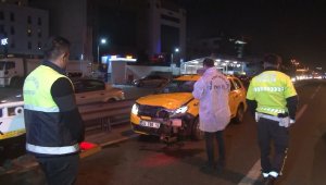 E-5 Karayolu'nda feci kaza: Ticari taksinin çarptığı yaya hayatını kaybetti