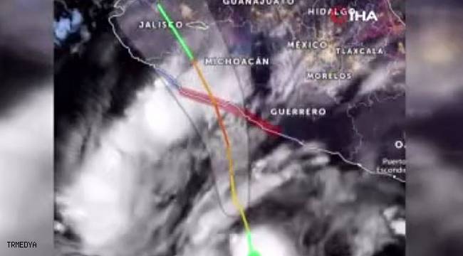 Rick Kasırgası'nın Meksika'yı vurması bekleniyor