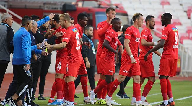 Sivasspor, evindeki yenilmezlik serisini 5 maça çıkardı