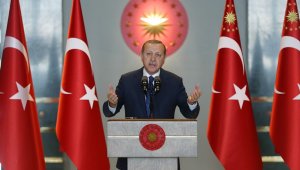 Cumhurbaşkanı Erdoğan: "Gölgesinde huzur bulduğumuz bayrak hepimizin ortak bayrağıdır"
