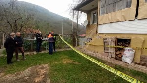 Depremde hasar alan ev tahliye edildi