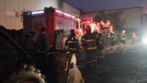 Kocaeli'de kauçuk fabrikasında yangın