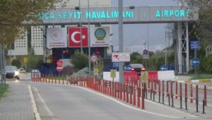 Lodos sebebiyle Diyarbakır-İstanbul seferini yapan THY'ye ait uçak Edremit'e yönlendirildi