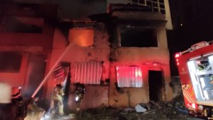 Şişli'de gecekonduda yangın çıktı, içeridekiler kendilerini son anda dışarı attı